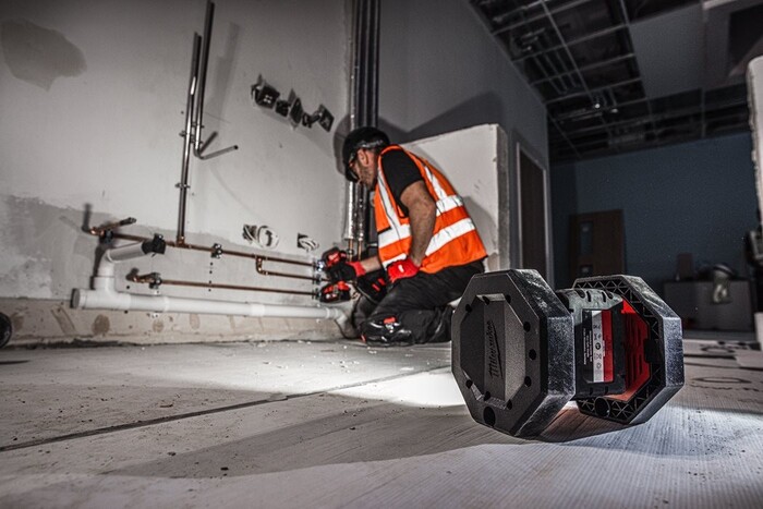 Фонарик Milwaukee M18 AL-0  №6