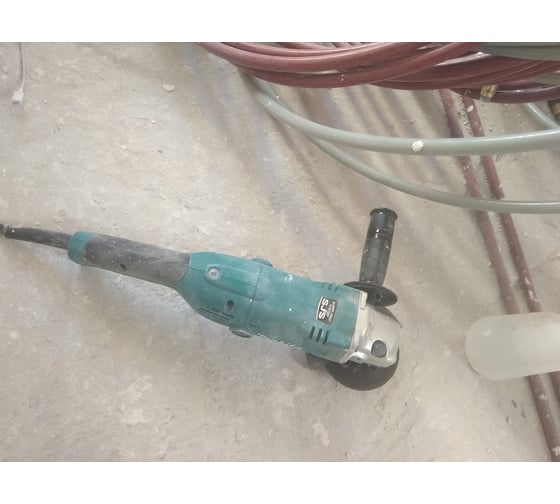 Угловая шлифмашина Makita 9566 C, 150 мм, 10000 об/мин, 1400 Вт детальное изображение - 7