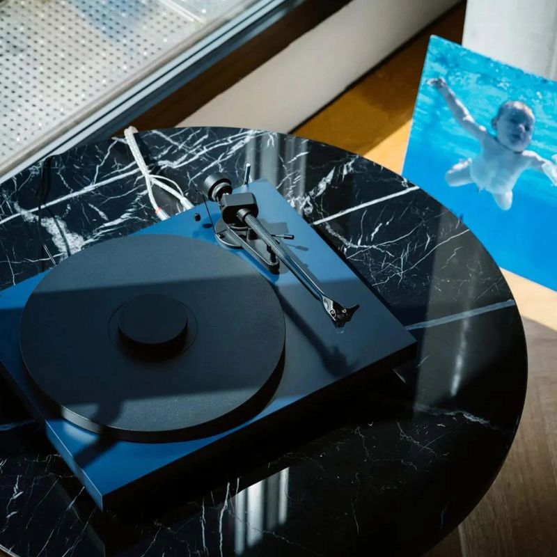 Проигрыватель винила Pro-Ject Debut EVO 2 PICK IT MM EVO, Желтый детальное изображение - 2