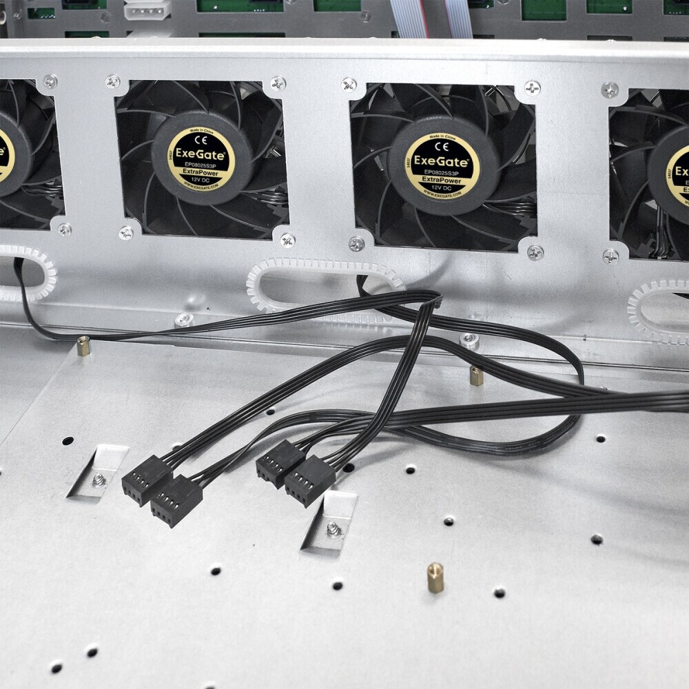 Серверный корпус ExeGate Pro 3U660-HS16/Redundant 2x550W, 550 Вт, Черный детальное изображение - 4