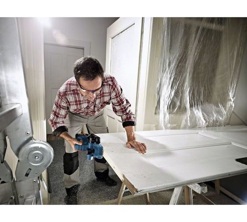 Электрический рубанок Bosch GHO 18 V-LI Professional 0.601.5A0.301, 600 Вт,  Синий детальное изображение - 3