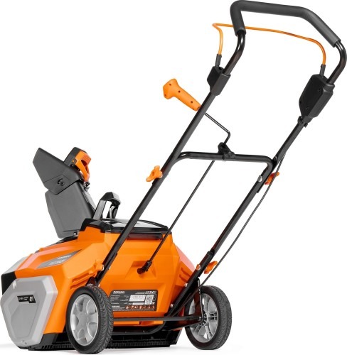 Снегоуборщик аккумуляторный Daewoo DAST 5542LiSET DAST 5542Li SET, 42 В, Оранжевый/Серый детальное изображение - 3
