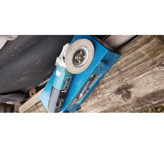 Угловая шлифмашина Makita 9565CR, 125 мм, 12000 об/мин, 1400 Вт детальное изображение - 6