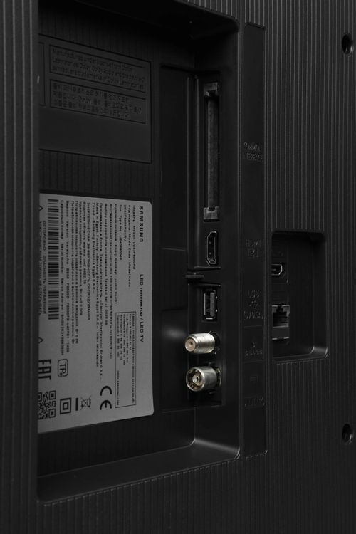 Телевизор Samsung UE43F6000FUXRU 2025, 43