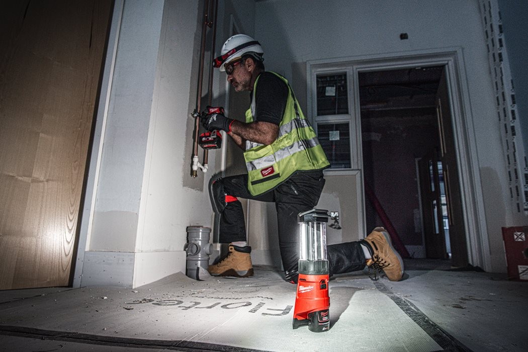 Фонарик Milwaukee M12 LL-0  детальное изображение - 4