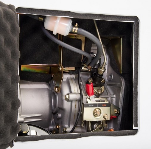 Генератор дизельный с воздушным охлаждением DAEWOO DDAE 9000SSE-3, в кожухе, 6.4 кВт, Белый детальное изображение - 8