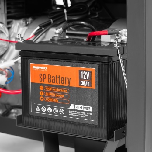 Генератор дизельный с воздушным охлаждением DAEWOO DDAE 6000DXE-3, открытый, 6 кВт, Черный детальное изображение - 8