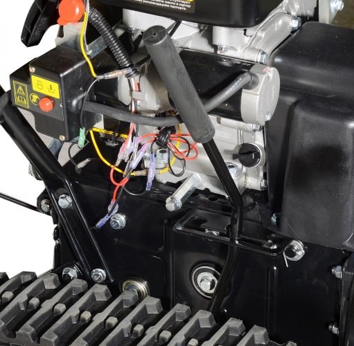 Снегоуборщик гусеничный бензиновый Huter SGC 6000CD 70/7/23, 8 л.с., 5900 Вт, Желтый/Черный детальное изображение - 6