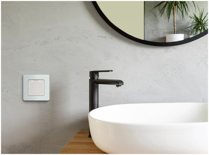 Розетка Legrand Inspiria 673743  детальное изображение - 5
