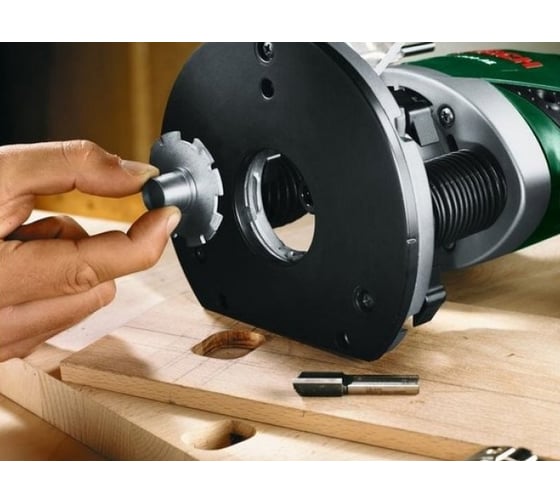 Фрезер Bosch POF 1400 ACE + 6 фрез 0.603.26C.801, 1400 Вт, Зеленый детальное изображение - 2