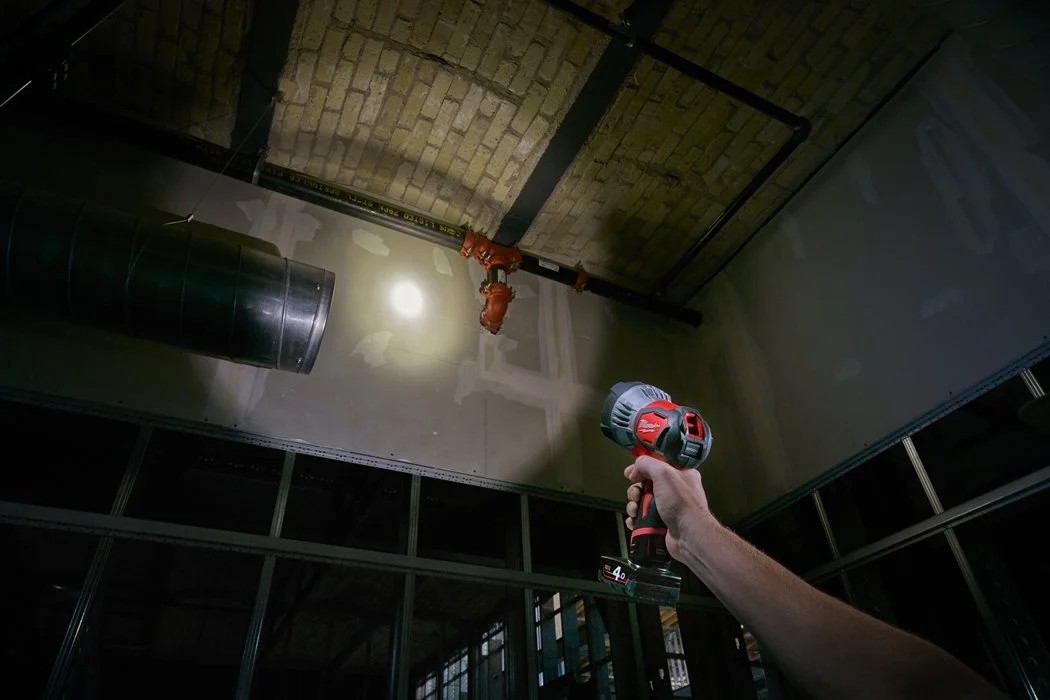 Фонарик Milwaukee M12 SLED-0  детальное изображение - 4