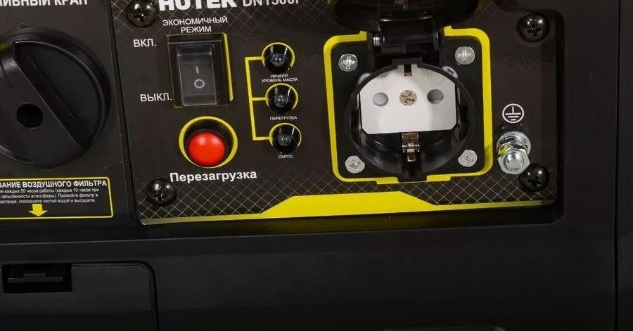 Генератор бензиновый HUTER DN1500i 64/10/4, 1.1 кВт, Желтый детальное изображение - 8