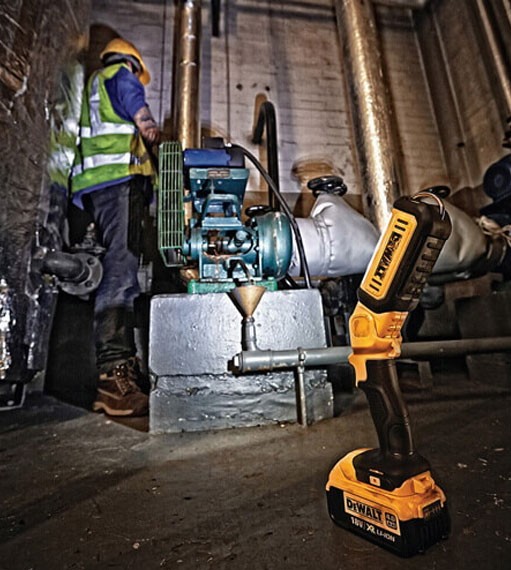 Фонарик DeWALT DCL050 детальное изображение - 4