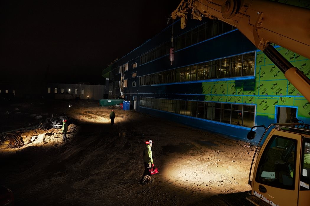 Фонарик Milwaukee L4 HL-VIS-201  детальное изображение - 4