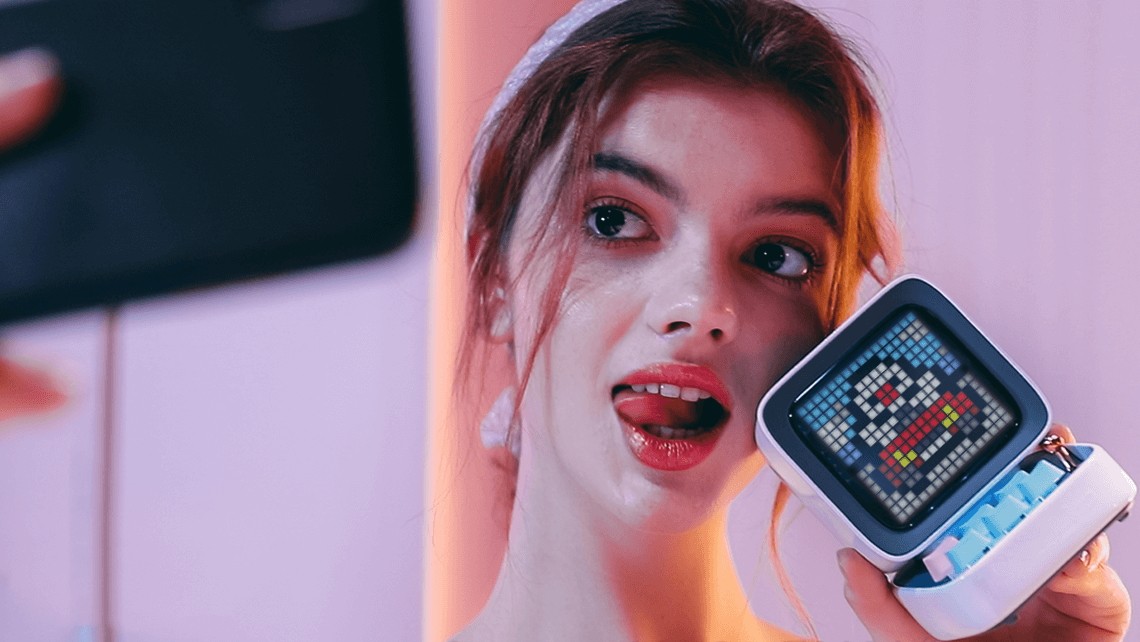 Портативная колонка Divoom Ditoo, Синий детальное изображение - 12