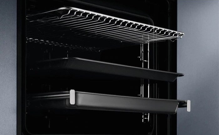Духовой шкаф Electrolux SteamCrisp OKC 5H50X, Серебристый детальное изображение - 4