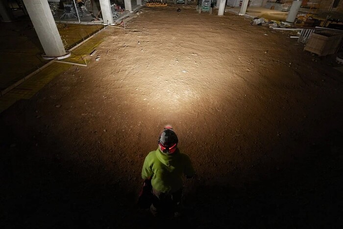 Фонарик Milwaukee L4 HL-VIS-201  №2