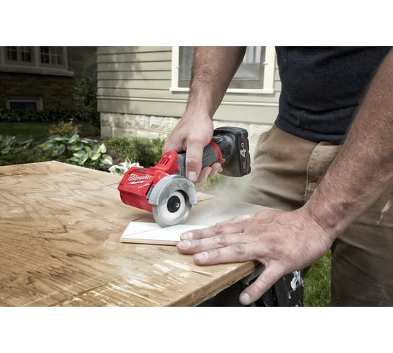Аккумуляторная отрезная машина Milwaukee M12 FCOT-422X FUEL 4933464619, 76 мм, 20000 об/мин детальное изображение - 11
