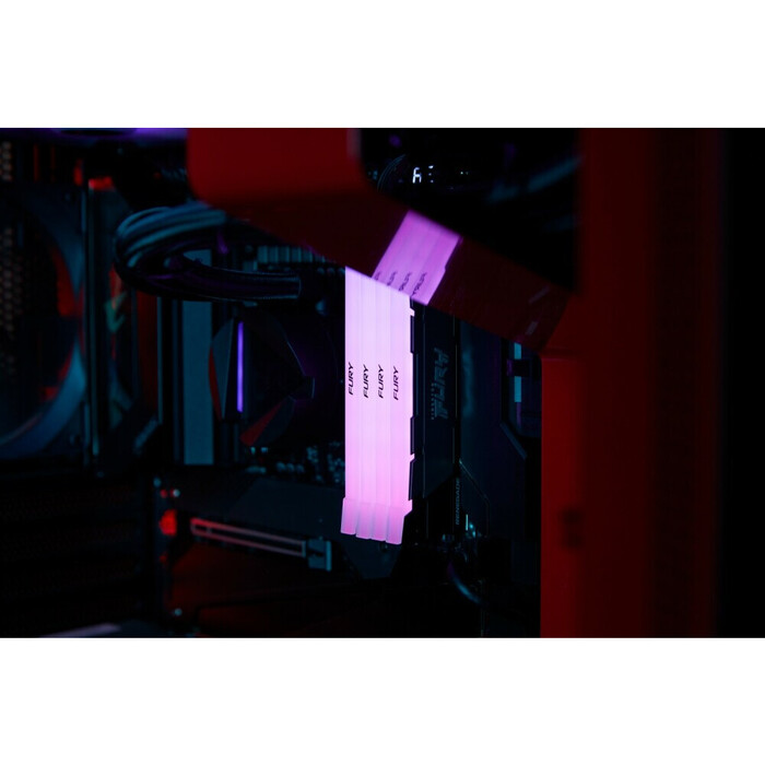 Оперативная память Kingston Fury Renegade RGB DDR4 3200MHz, KF432C16RB2AK2/64, 2x32 Гб KIT, 64 Гб №7