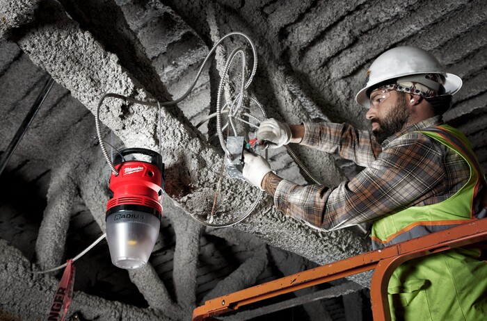 Фонарик Milwaukee HOBL 7000  №6