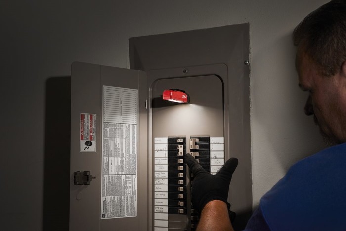 Фонарик Milwaukee FL-LED  детальное изображение - 6