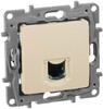 Розетка Legrand Etika 672653  вариант - 4
