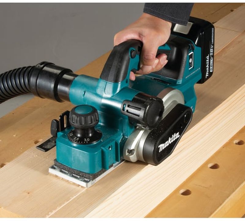 Электрический рубанок Makita LXT DKP181ZU, 620 Вт,  Синий детальное изображение - 3