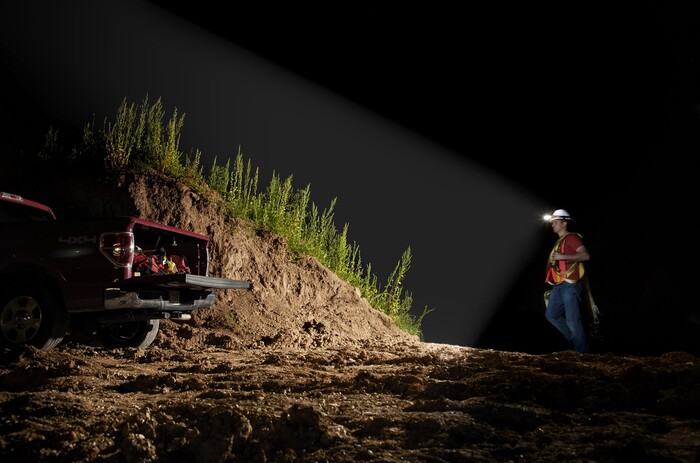 Фонарик Milwaukee USB L4 HL-201  №2