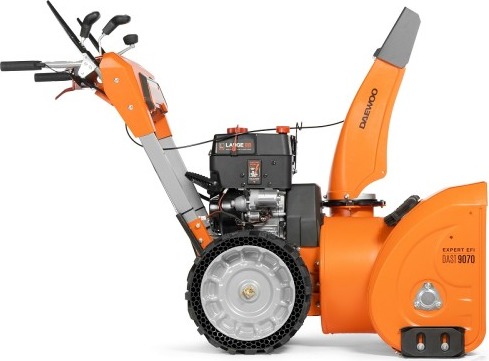 Снегоуборщик бензиновый Daewoo DAST 9070 EFI с инжекторным двигателем, 10 л.с., 6600 Вт, Оранжевый/Серый детальное изображение - 2