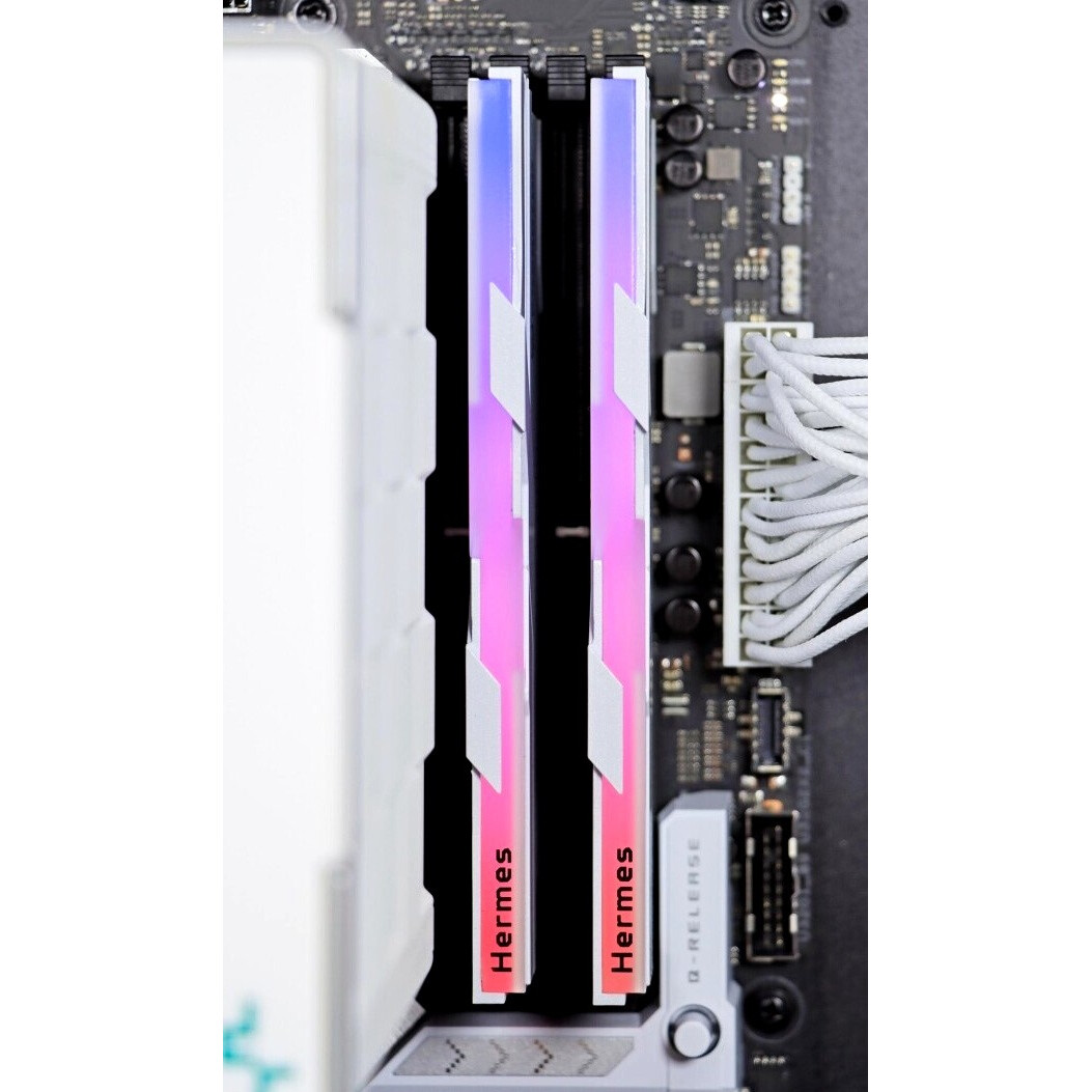 Оперативная память Acer Predator Hermes White RGB DDR5 6400MHz, BL.9BWWR.390, 2x16 Гб KIT, 32 Гб детальное изображение - 3