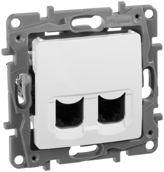 Розетка Legrand Etika 672255  детальное изображение - 2