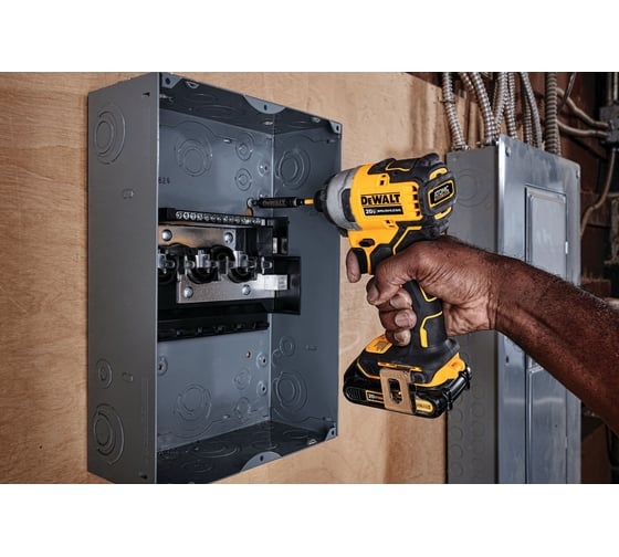 Аккумуляторный импульсный шуруповерт DeWALT DCF809D2T-QW, 18 В, 190 Нм, 2 А·ч детальное изображение - 12