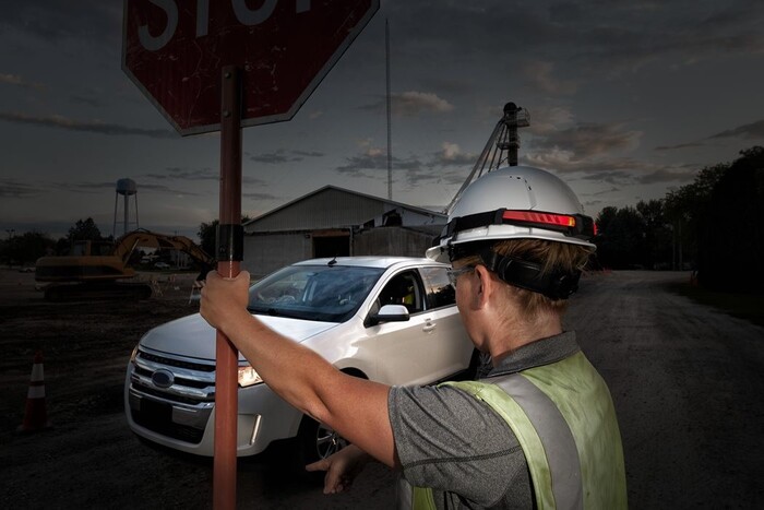 Фонарик Milwaukee L4 HL-VIS-201  №8