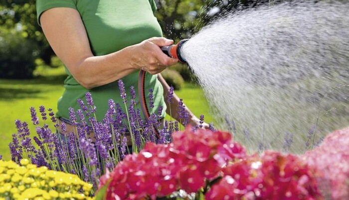 Ручной распылитель GARDENA Water Sprayer 18310-20 №3