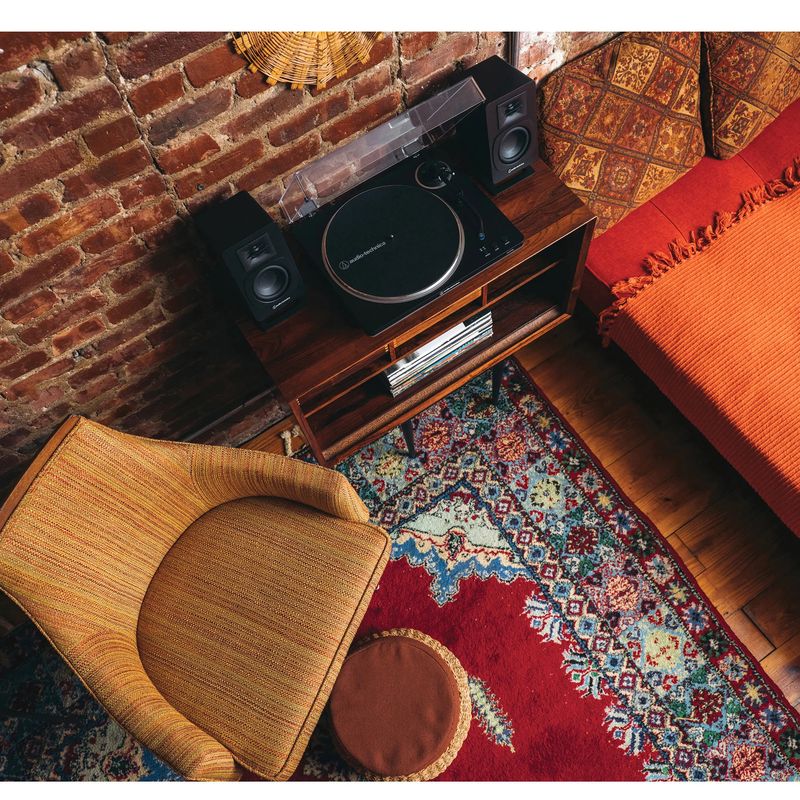 Проигрыватель винила Audio-Technica AT-LP70X, Черный детальное изображение - 7
