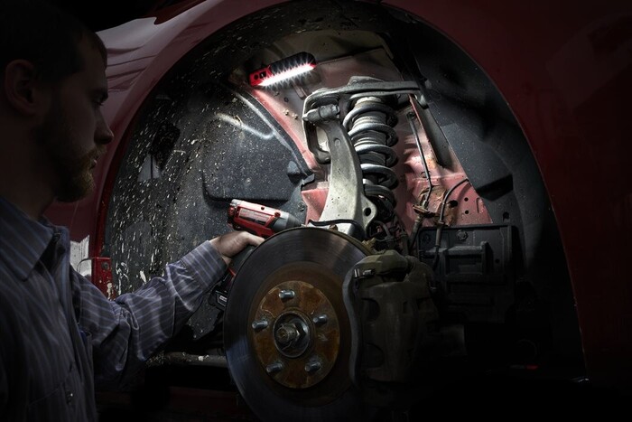 Фонарик Milwaukee USB L4 FL-201  №8