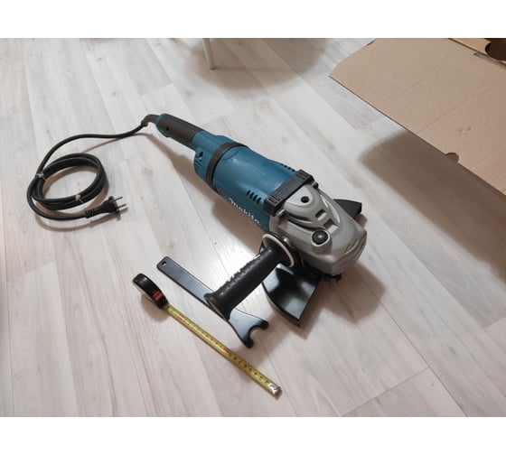 Угловая шлифмашина Makita GA9020SFK, 230 мм, 6600 об/мин, 2200 Вт детальное изображение - 11