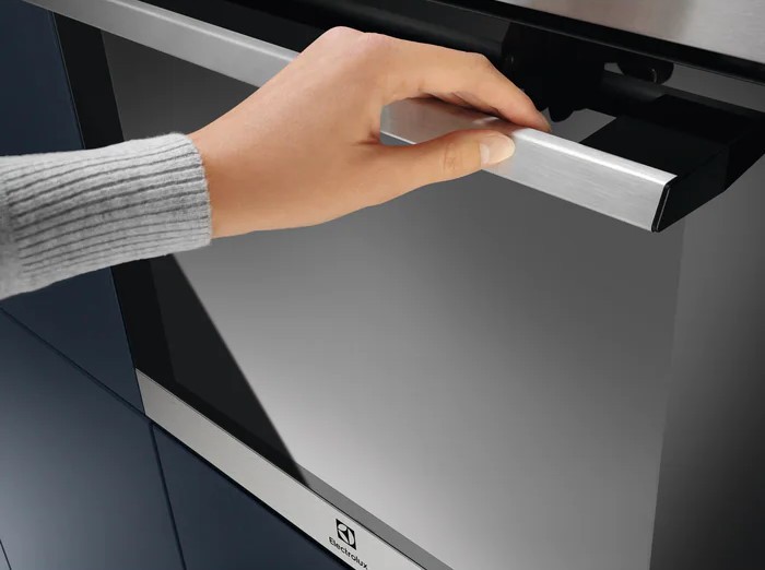 Духовой шкаф Electrolux SurroundCook EOF 3H00BX, Серебристый детальное изображение - 5