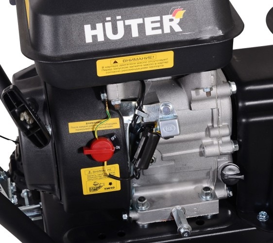 Снегоуборщик бензиновый Huter SGC 4100 70/7/1, 7 л.с., 4100 Вт, Желтый/Черный детальное изображение - 8
