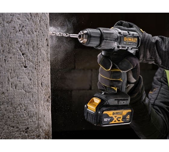 Аккумуляторная ударная дрель-шуруповерт DeWALT DCD100M2T-QW, 18 В, 68 Нм, 4 А·ч детальное изображение - 8