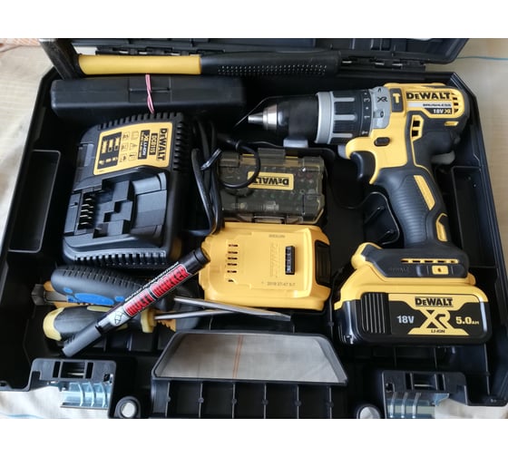 Бесщеточная ударная дрель-шуруповерт DEWALT DCD796P2, 2 акб, 70 Нм, 18 В детальное изображение - 7