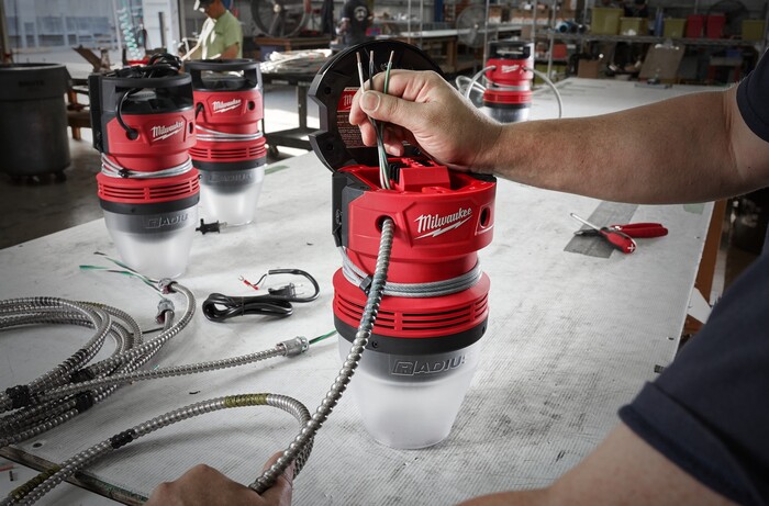 Фонарик Milwaukee HOBL 7000  №11