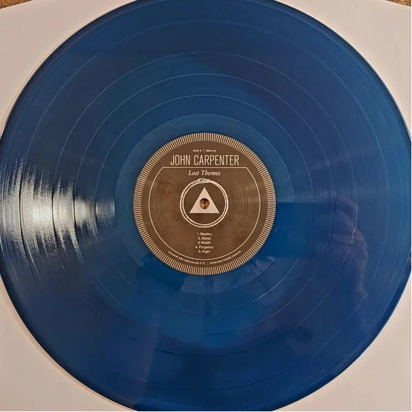 Виниловая пластинка John Carpenter – Lost Themes – Cloured LP детальное изображение - 7