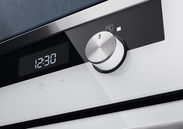 Духовой шкаф Electrolux SteamCrisp OKC 5H50W, Белый детальное изображение - 3