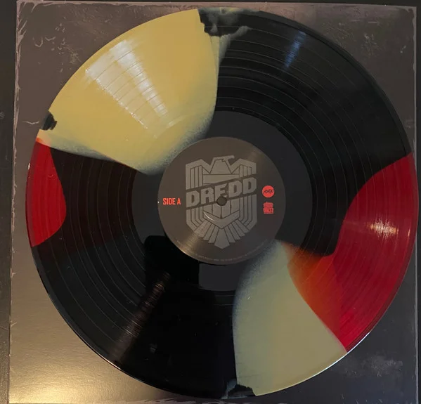 Виниловая пластинка OST – Paul Leonard Morgan – Dredd – Gold & Red Tri–Color LP детальное изображение - 3