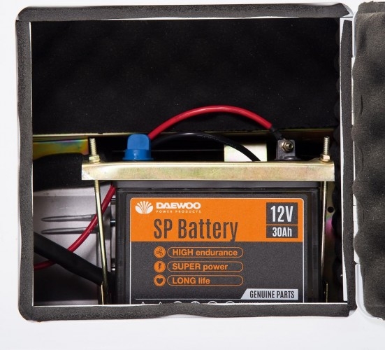 Генератор дизельный с воздушным охлаждением DAEWOO DDAE 9000SSE-3, в кожухе, 6.4 кВт, Белый детальное изображение - 9