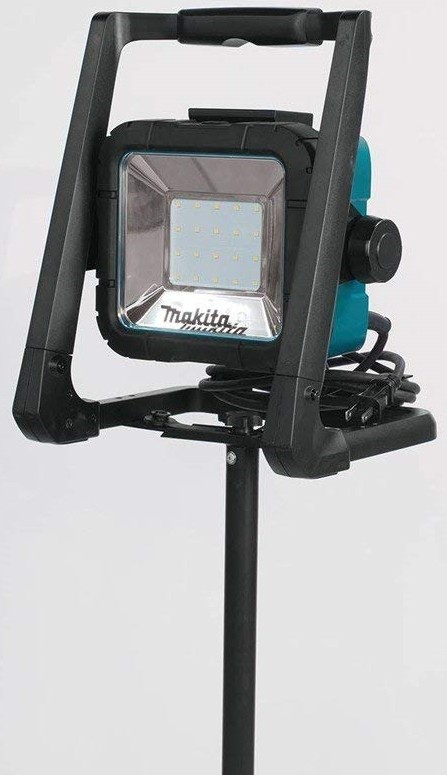 Фонарик Makita DEADML 805 детальное изображение - 2