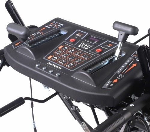 Снегоуборщик бензиновый гусеничный Patriot Сибирь 85 ET с электростартером 220В 426108850, 7 л.с., 5150 Вт, Серый/Оранжевый детальное изображение - 9